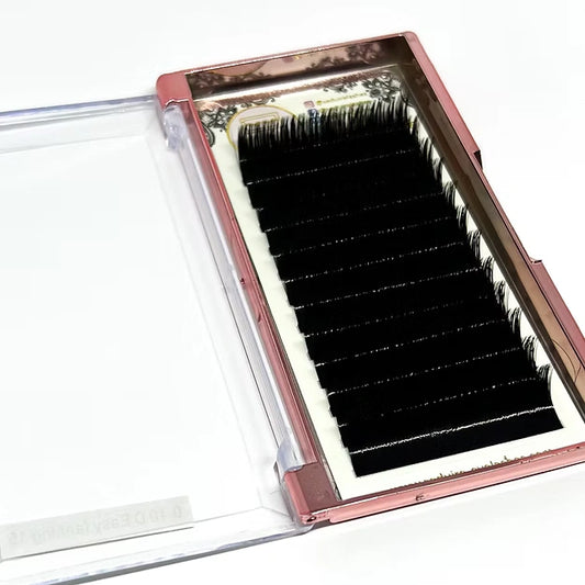 0.05 Ultra Mega Volume Easy Fanning Lashes