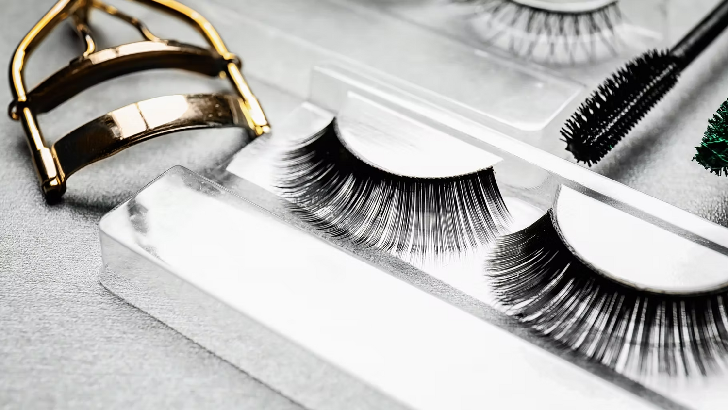 Flat Lashes (Ellipse)